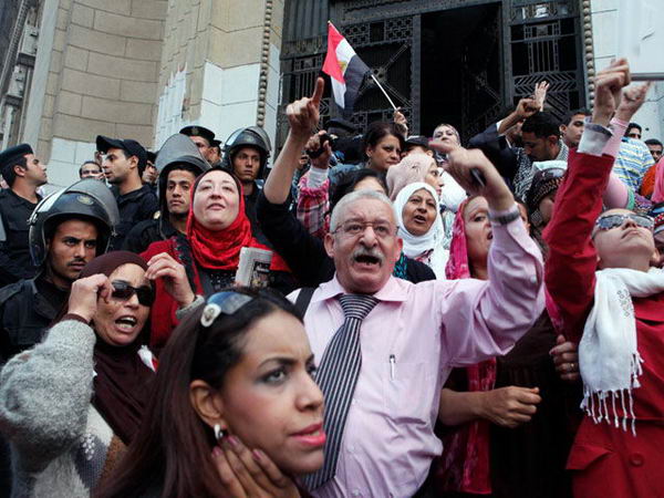 Беспорядки в Египте 2012