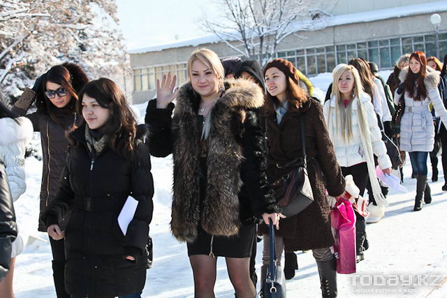 В Алматы выбрали девушек в ВИА Гру
